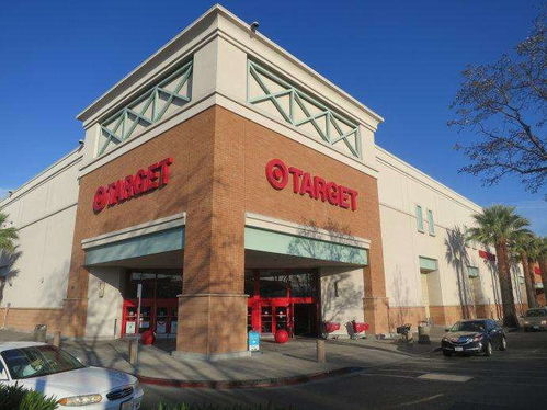 拳打沃尔玛，脚踢亚马逊 美国零售业黑马一年默默捞走5400亿